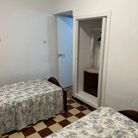 A Un Paso De Sevilla *